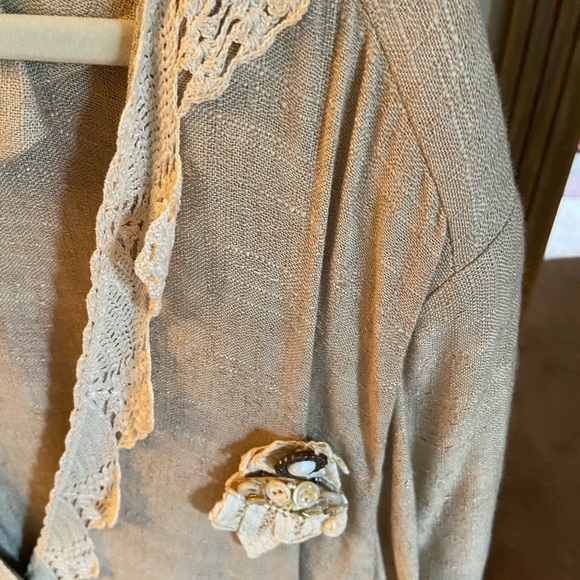 Katherine Dean Linen Blazer - Picture 4 of 4